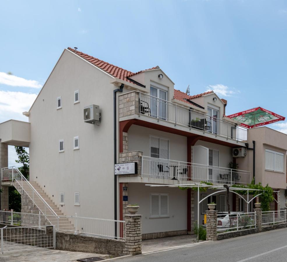 Studio Apartment Boksic Млини Екстериор снимка