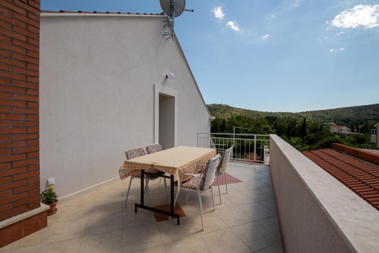 Studio Apartment Boksic Млини Екстериор снимка
