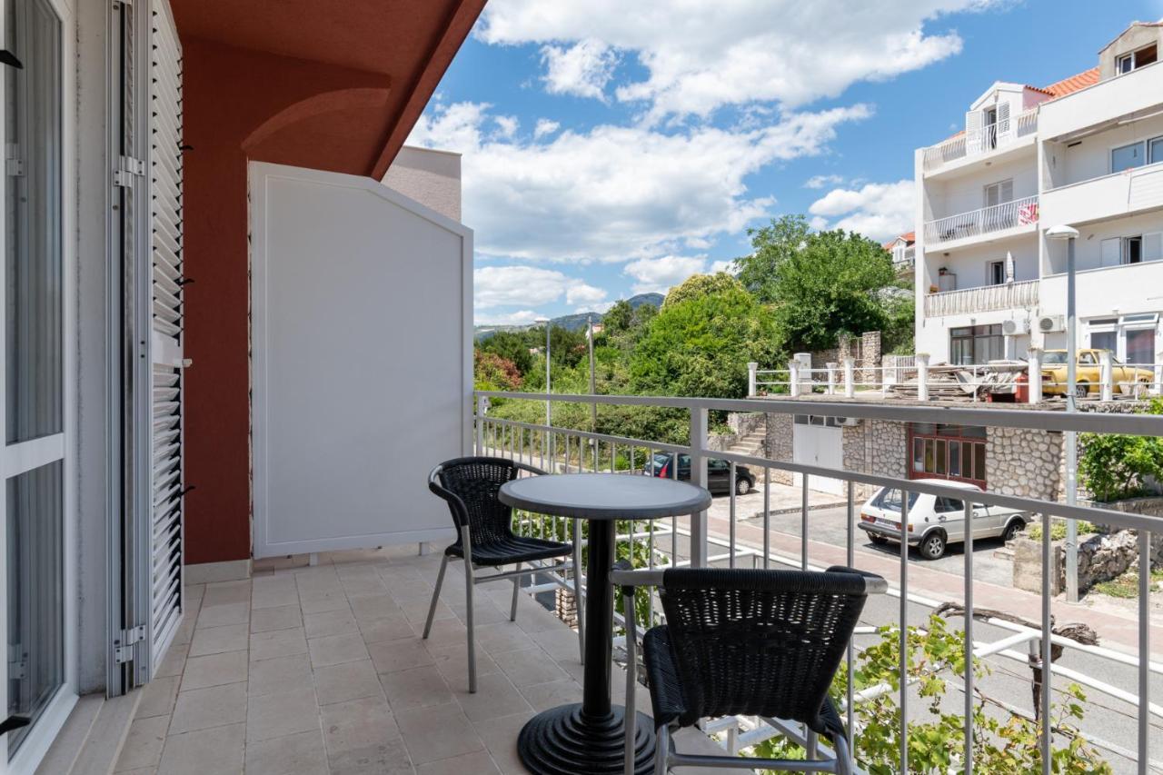 Studio Apartment Boksic Млини Екстериор снимка