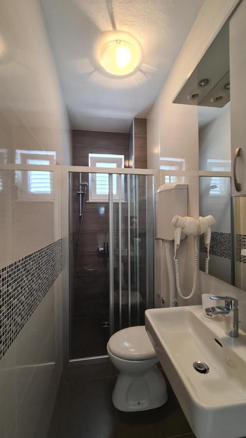 Studio Apartment Boksic Млини Екстериор снимка