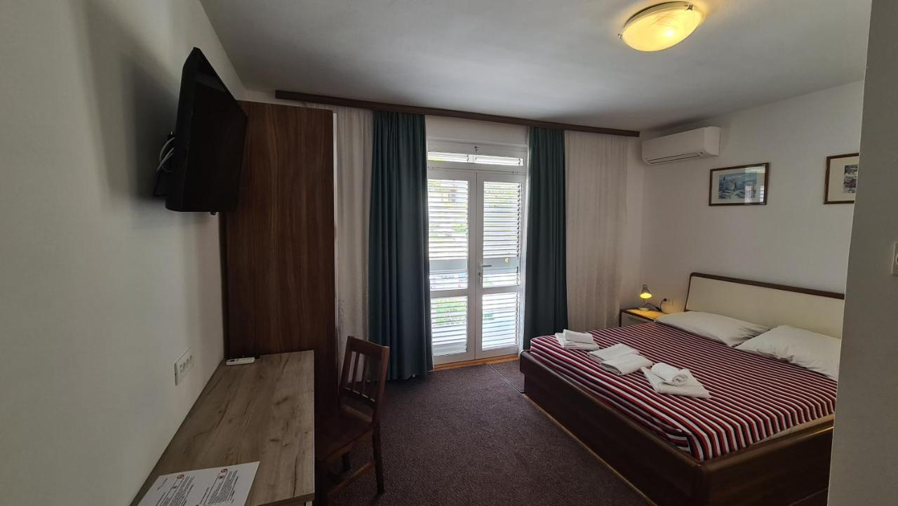 Studio Apartment Boksic Млини Екстериор снимка
